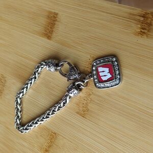 Wisconsin Silver‎ Tone Bracelet
